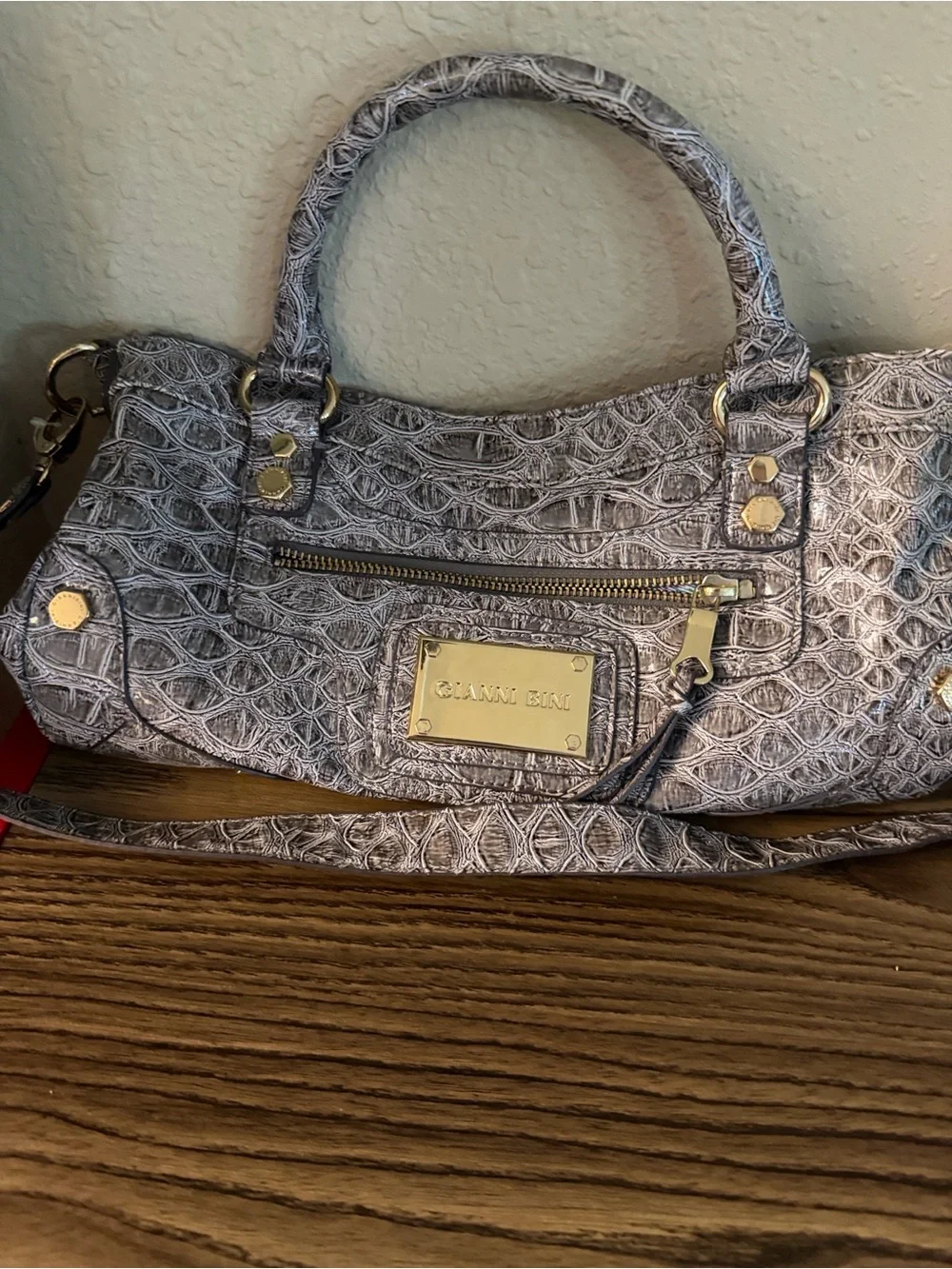Gianni Bini croc embossed